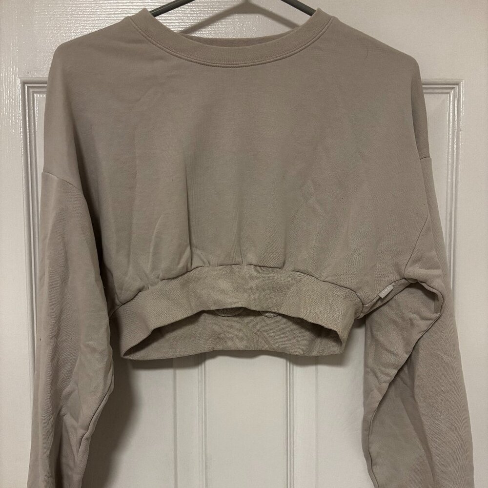 TNA Extreme Crop Crewneck Beige Size XXS